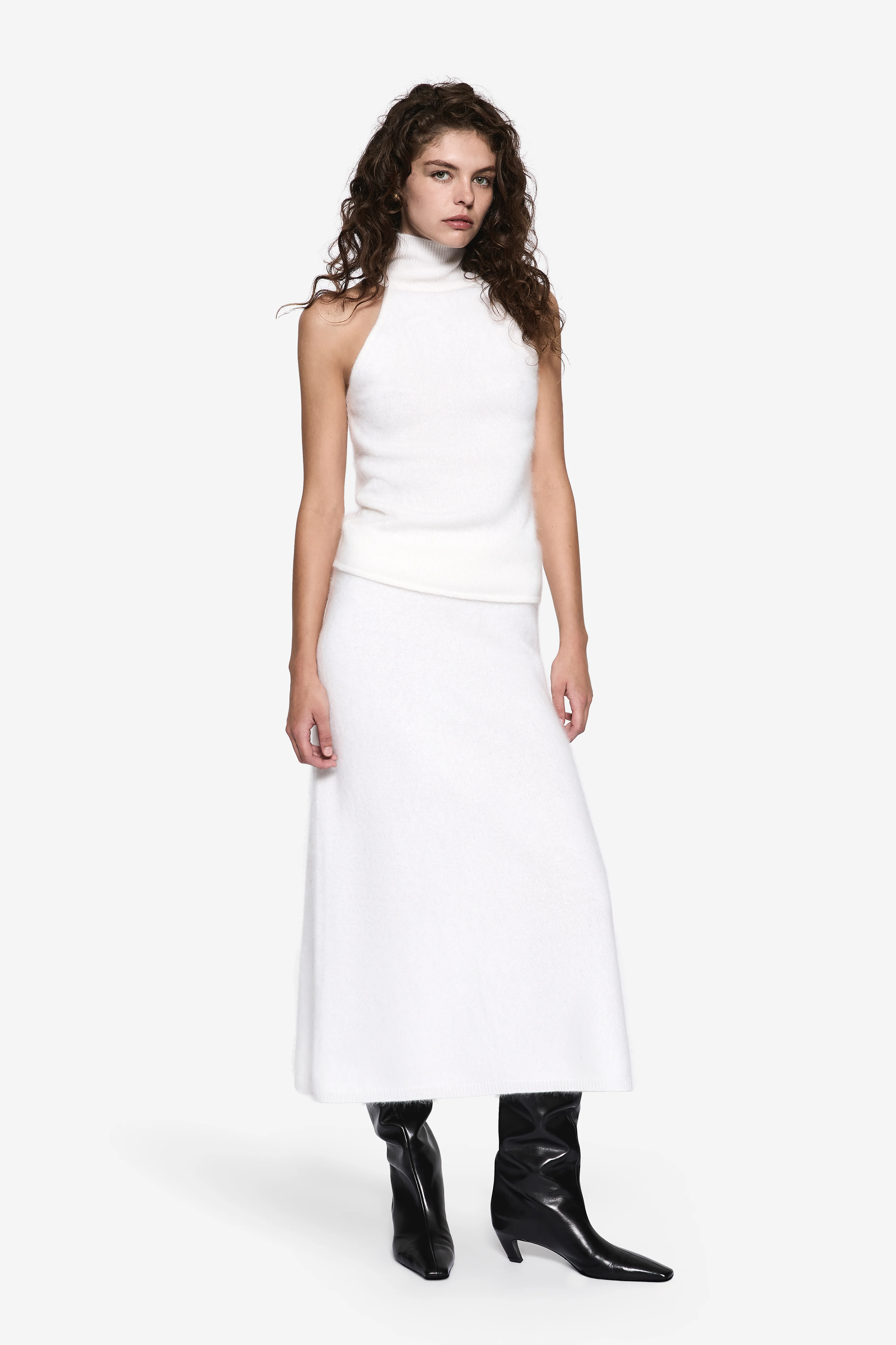 BRUSHED CASHMERE HALTER TOP - Image 2