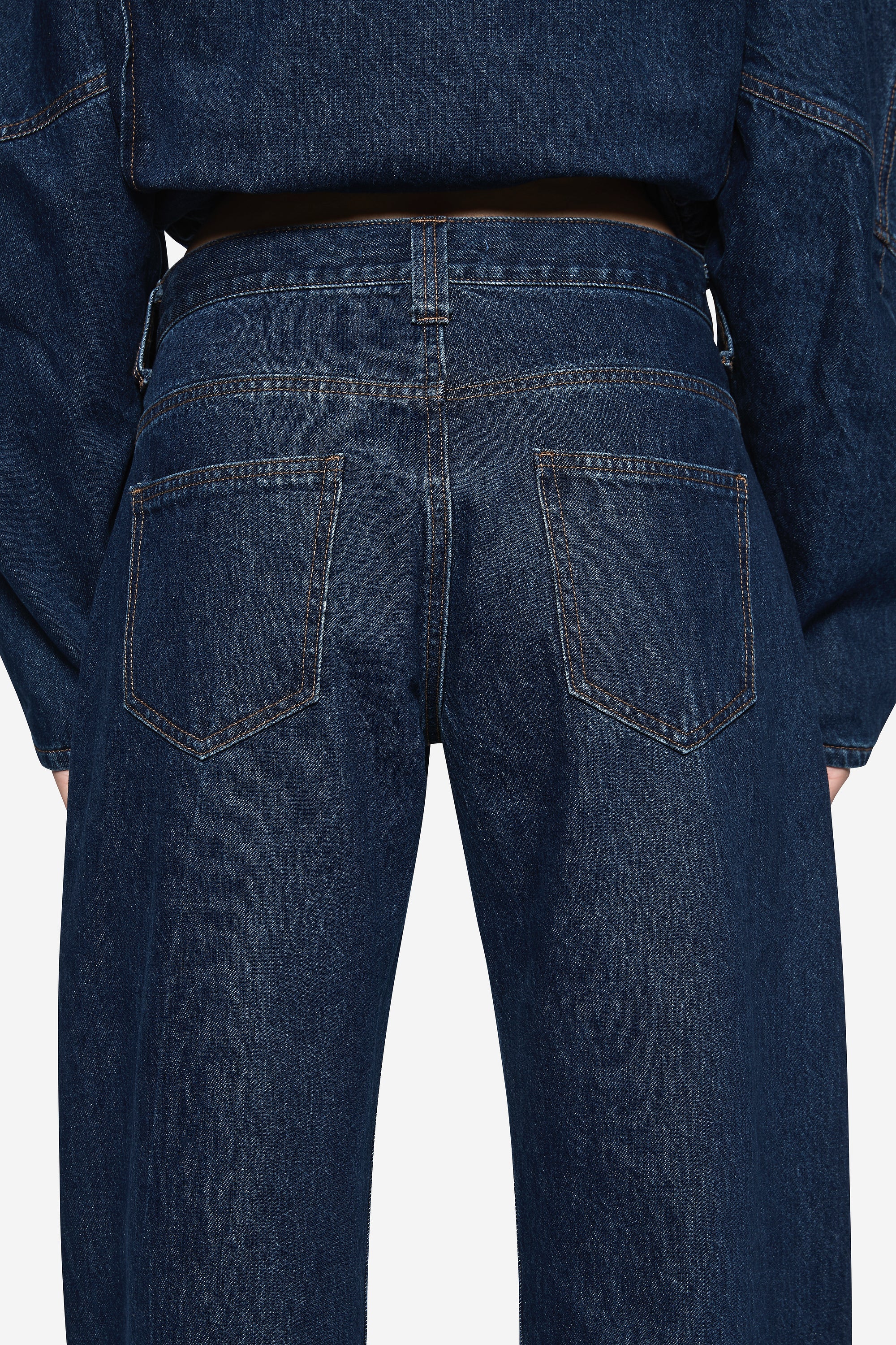 ITALIAN YARN DELI BOW LEG JEAN