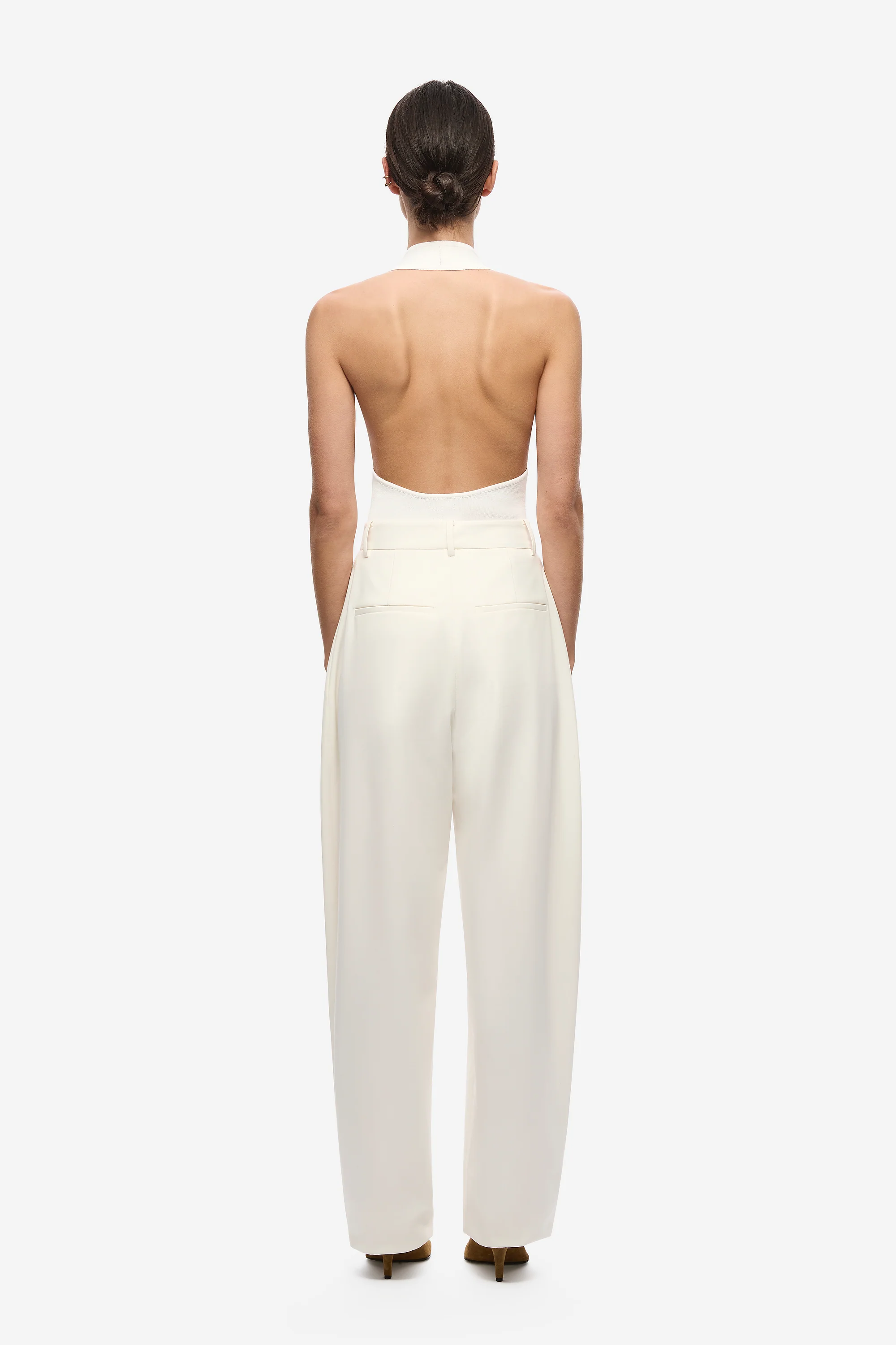 THE MEZZALUNA PLEATED BARREL LEG TROUSER - Image 6