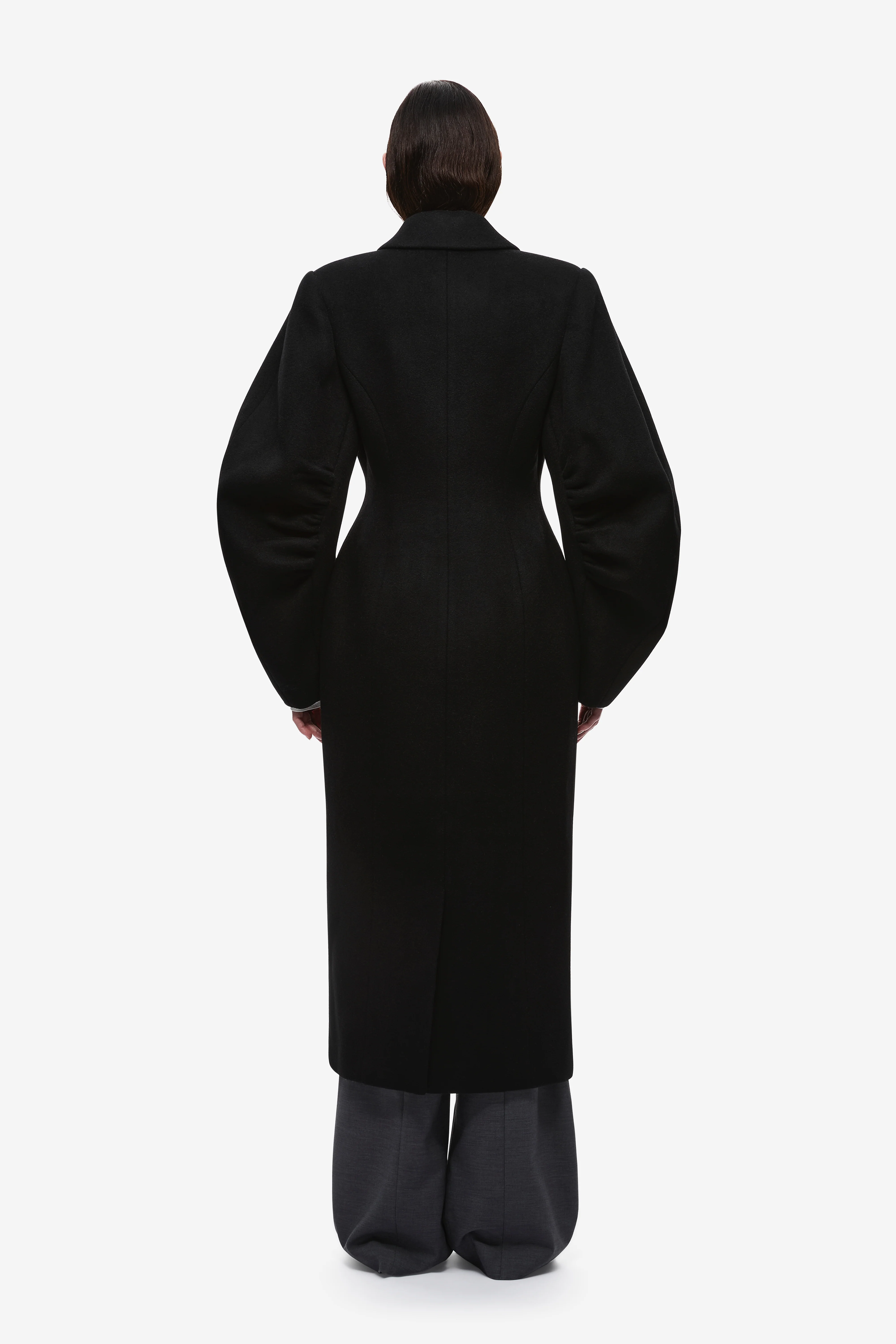 THE SCULPTED WOOL COAT - Image 3